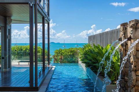 Anusara - Airlie Beach - Accommodation Bookings 2
