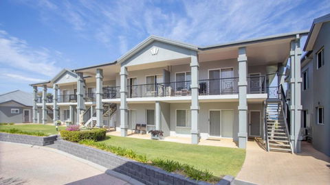 Apartment 16 - The Meridian - Accommodation Bookings 0
