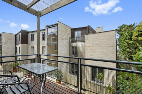 Apartment 36 Pacific Apartments - Accommodation Bookings 2