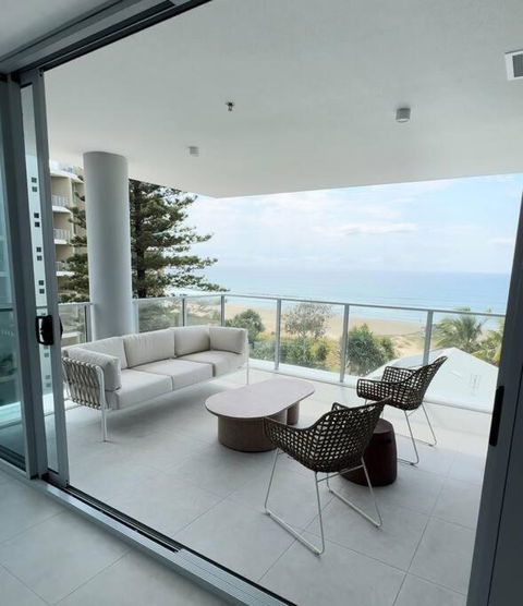 Apartment In Palm Beach - Accommodation Bookings 2