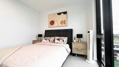 Apartment Next To Public Station, BoxHill Central, 2 Bedrooms, Free Parking And Wifi - Accommodation Bookings 2