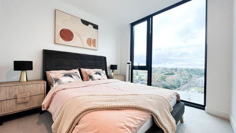 Apartment Next To Public Station, BoxHill Central, 2 Bedrooms, Free Parking And Wifi - Accommodation Bookings 0