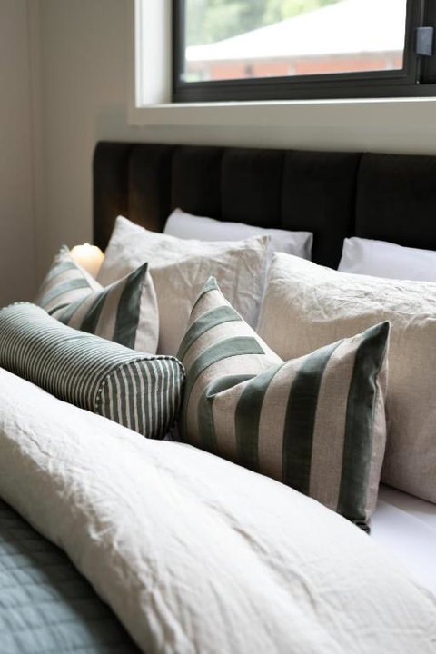 Apartment Two - Apartments On Gavan - Accommodation Bookings 2