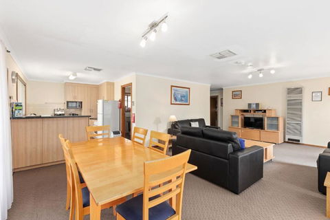 Apartments On Tolmie - Accommodation Bookings 3