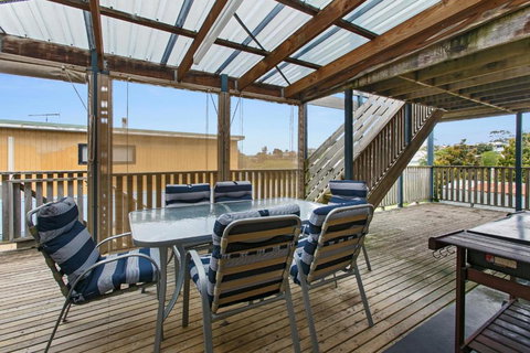 Apollo Bay Hideaway 5 Minute Walk To The Beach - Accommodation Bookings 4