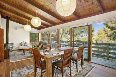 Apollo Bay People N Paws - Accommodation Bookings 0