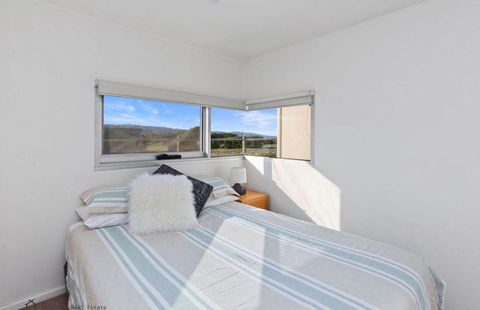 Apollo Blue Ocean View Unit 1-A Free WIFI - Accommodation Bookings 4