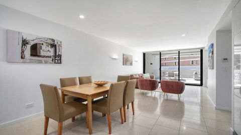 Apollo Short Walk To Beach Accom Holidays - Accommodation Bookings 2