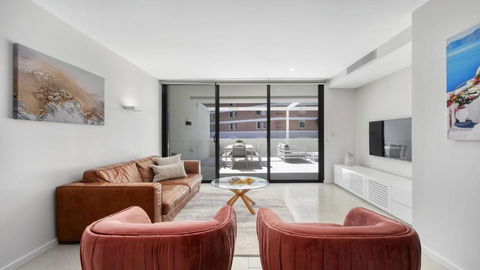Apollo Short Walk To Beach Accom Holidays - Accommodation Bookings 1