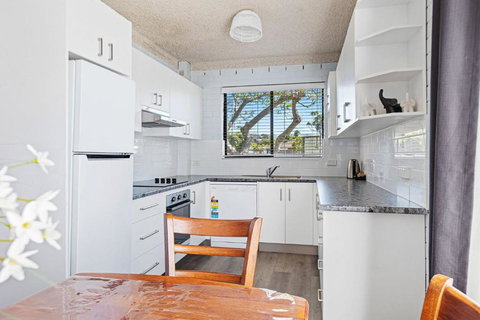 Apollo Unit 19 Ground Floor - Accommodation Bookings 1