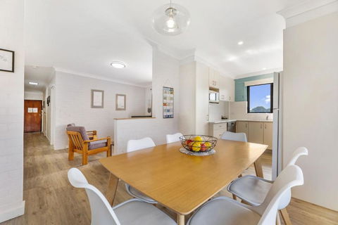 Apollo Unit 21 1st Floor - Accommodation Bookings 2