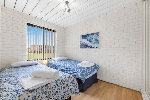 Apollo Unit 25 Ground Floor - Accommodation Bookings 2