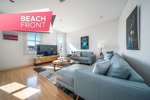 Aqua By The Sea - 1BR, Beachfront, Pool & Gym - Accommodation Bookings 0
