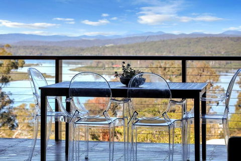 Aqua La Vista - 4 Bedroom Pet Friendly House - Accommodation Bookings 0