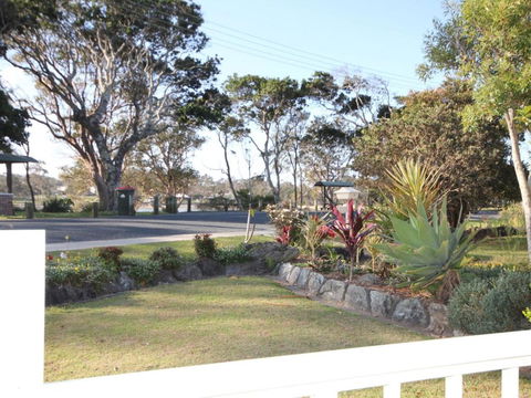 Aqua View - Accommodation Bookings 3
