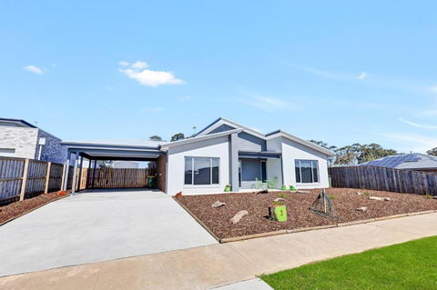 Aqua Views - Accommodation Bookings 2