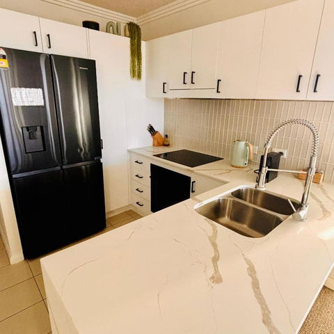 Aqualine Apartments On The Broadwater - Accommodation Bookings 2