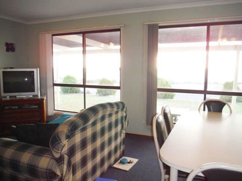 Aquamarine - Accommodation Bookings 3
