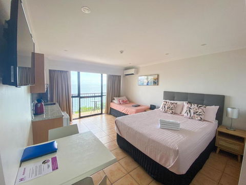 Aquarius 703 - Accommodation Bookings 4
