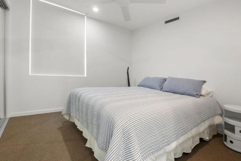 Aquaview Unit 604, 29 Canberra Tce, Kings Beach - Accommodation Bookings 4