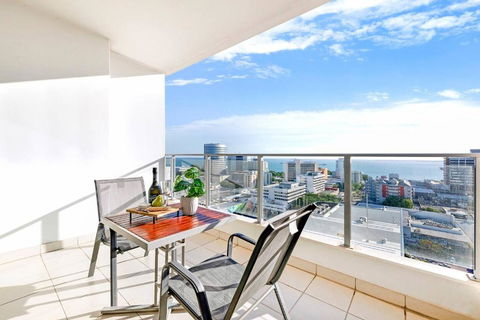 Arafura Suites - Dual-Studio Resort-style Getaway - Accommodation Bookings 2