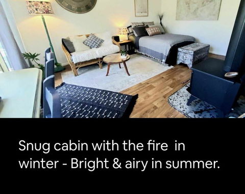 ARALUEN - COOMBA BAY - Pet Friendly - Farm Stay On 10 Peaceful Acres - Accommodation Bookings 0