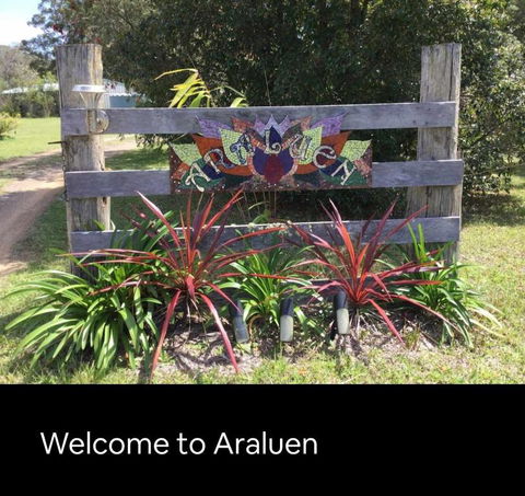 ARALUEN - COOMBA BAY - Pet Friendly - Farm Stay On 10 Peaceful Acres - Accommodation Bookings 4