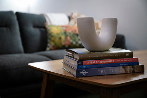 Architectural Gem In Central Red Hill - Accommodation Bookings 4