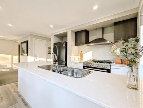 Arina On Lakes - Accommodation Bookings 4