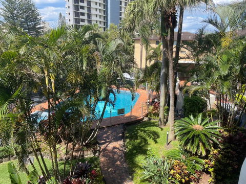 Aristocrat Apartments - Accommodation Bookings 3