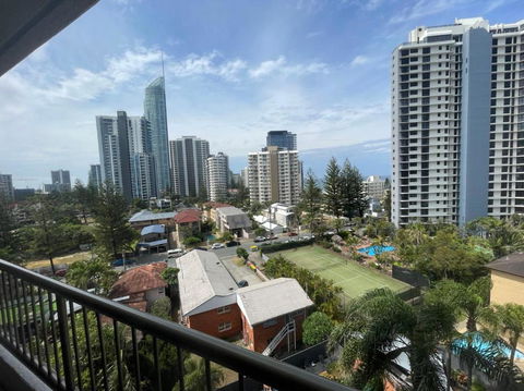 Aristocrat Apartments - Accommodation Bookings 0
