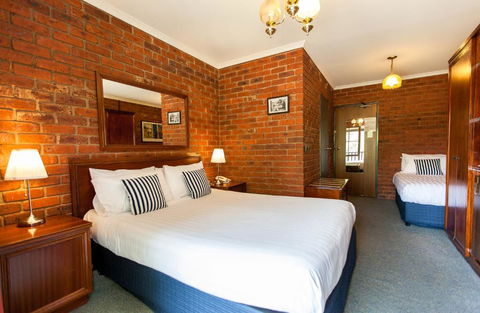 Armour Motor Inn - Accommodation Bookings 4