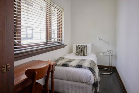 Art Deco Boutique Bespoke Brilliance & Beach&Park - Accommodation Bookings 3
