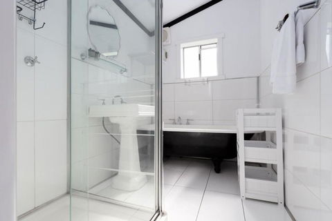 Art Deco Cottage - Accommodation Bookings 4