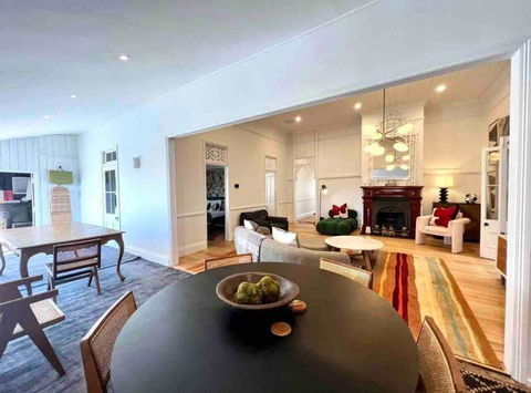 Artists Residence - Accommodation Bookings 3