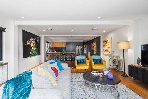 Artscape, Newtown Villa - Accommodation Bookings 0