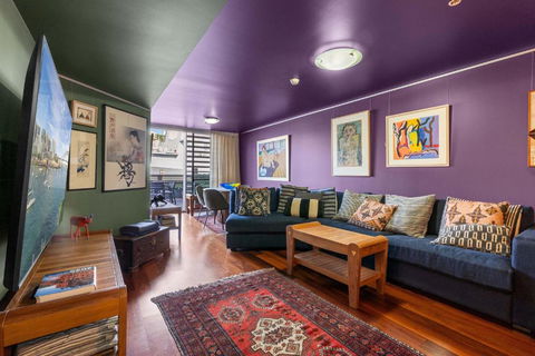 Artsy Boho Den In Iconic Fingerwharf Woolloomoolo - Accommodation Bookings 2