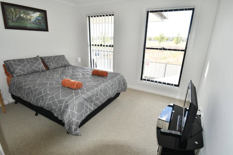 Ascot Gardens Serviced Apartments - Accommodation Bookings 1