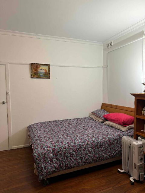 Ashburton Big Room With Shared Bathroom 1 - Accommodation Bookings 1
