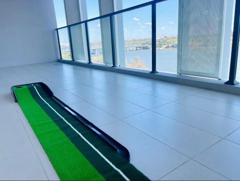Astonishing Waterview Condo With Pool, Parking - Accommodation Bookings 4