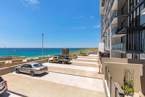 Astra Apartments Newcastle Beach - Accommodation Bookings 3