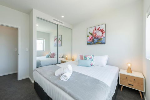 Astra Apartments Newcastle Beach - Accommodation Bookings 2