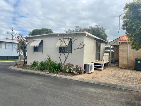 At Busso Cabin 56 - Accommodation Bookings 2