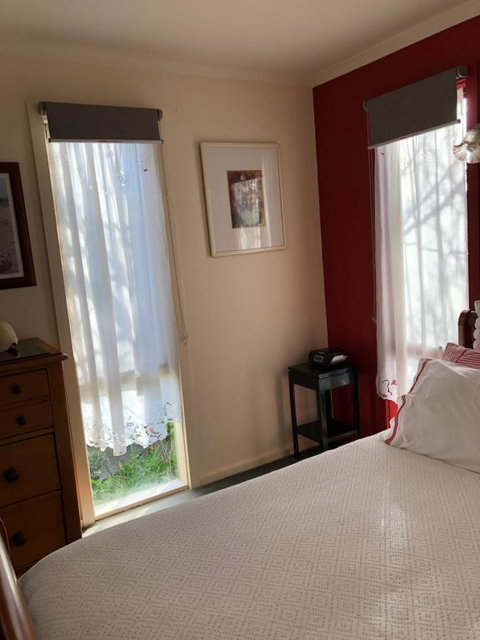 At The Gallery - Accommodation Bookings 2