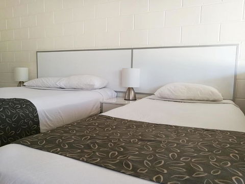 Augathella Motel & Caravan Park - Accommodation Bookings 4