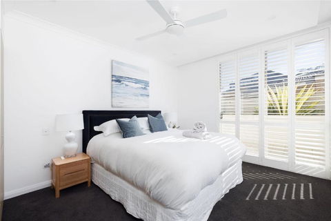 Aura 3 Spectacular Beachside Views - Accommodation Bookings 4