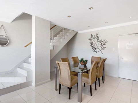 Aura Apartments Unit 13 59 Shoal Bay Road - Accommodation Bookings 3