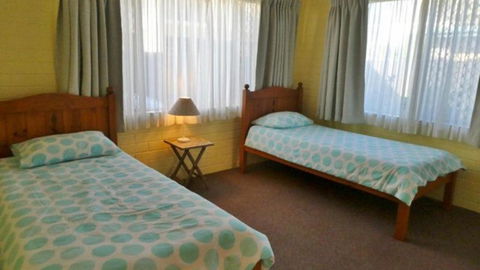 Aurora D - S, 2 - 13 Pacific Pde - Accommodation Bookings 4