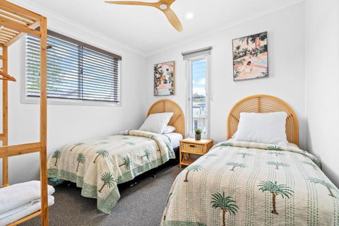 Auspray - Accommodation Bookings 3
