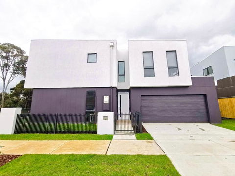 Austral Brand New Modern 4 Br Home - Accommodation Bookings 0
